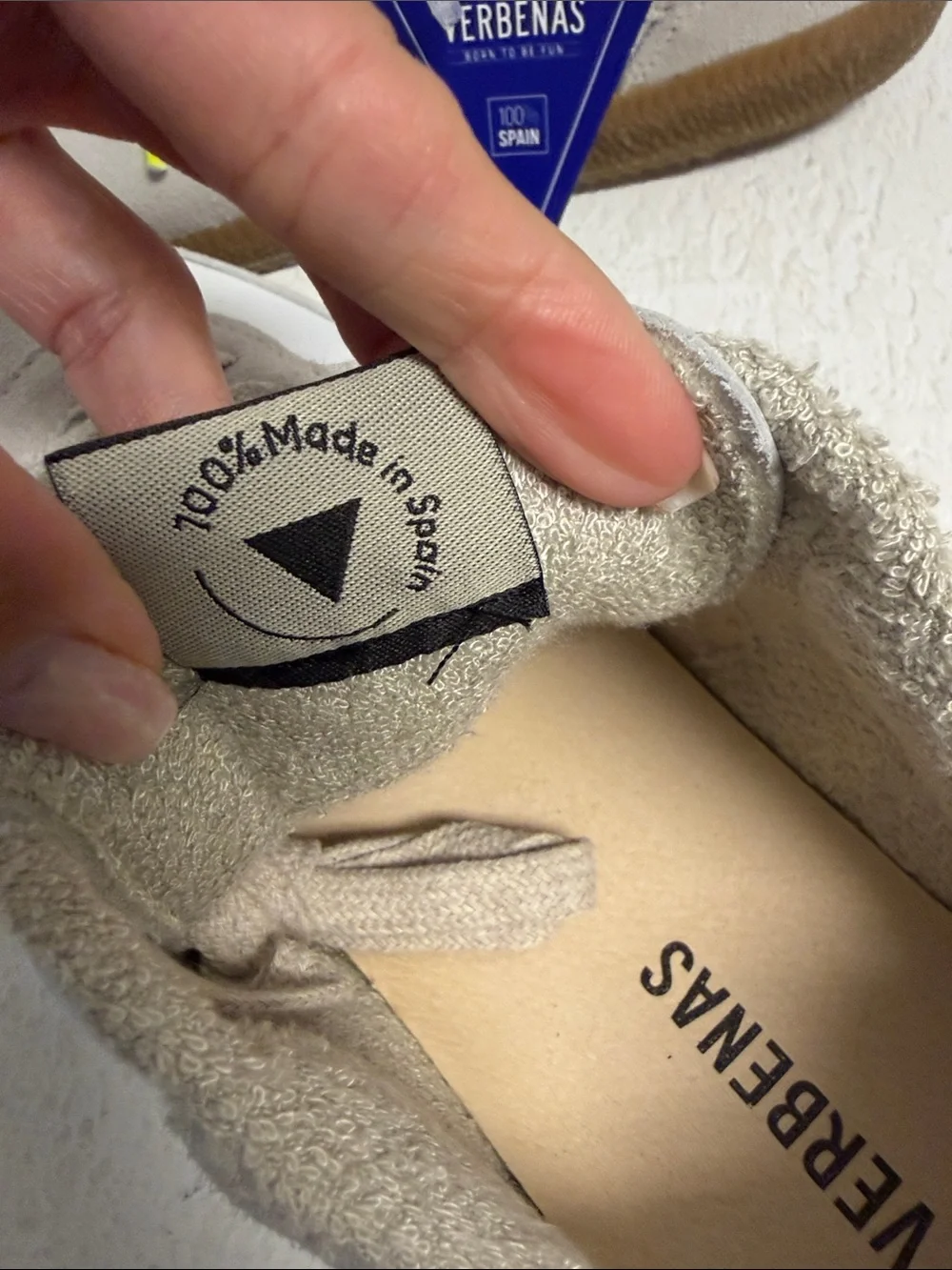 NWT Womans Casual Suede & Leather Sneaker - Beige/White 41/ 9.5/10